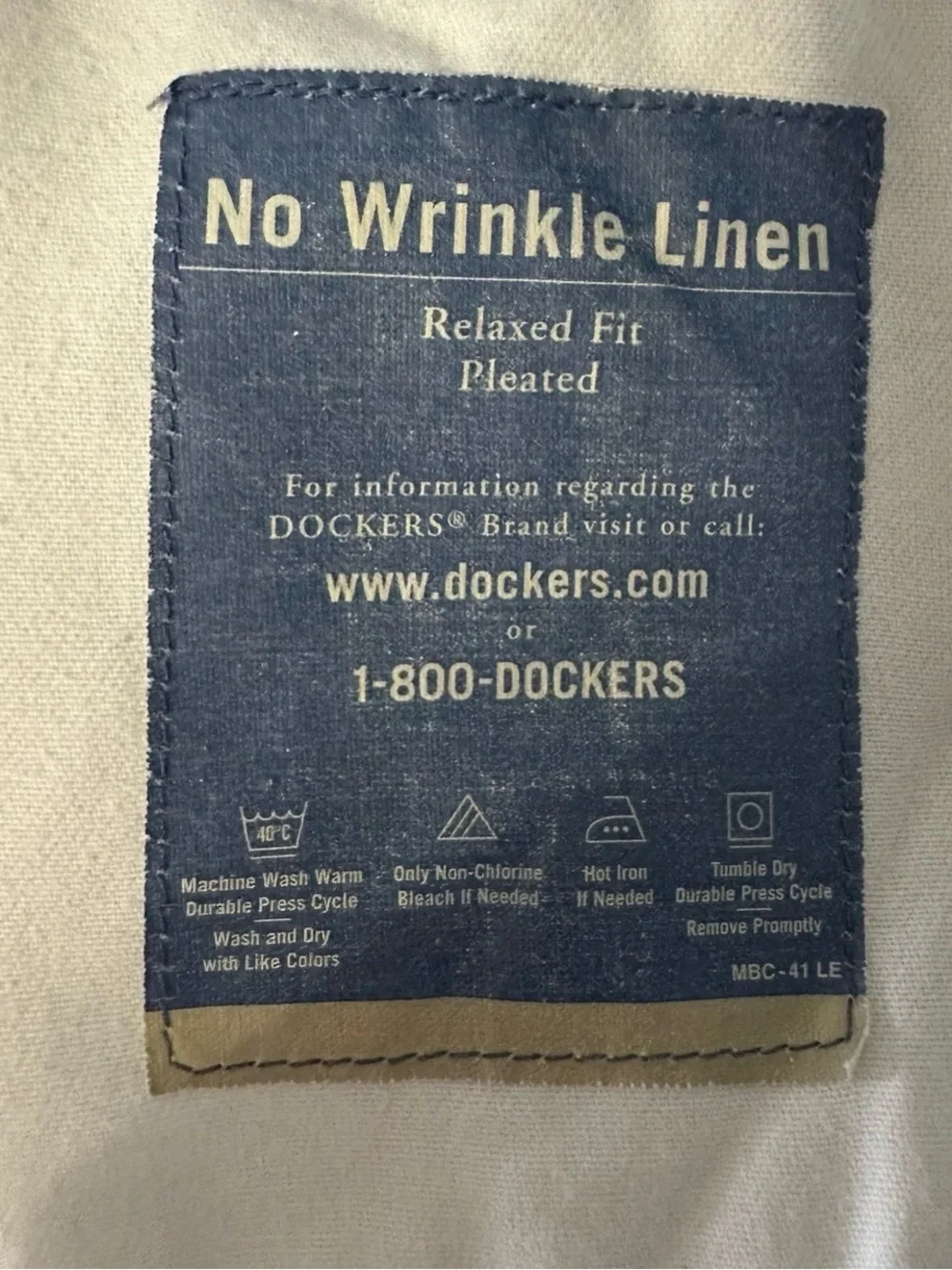 Vintage Pleated No Wrinkle Linen Blend Dockers Khakis Size 38 X 30